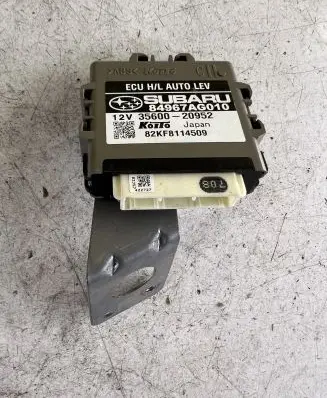 Subaru Outback Light module LCM 84967AG010 3560020952 82KF8114509