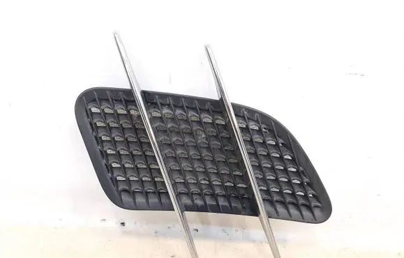 Mercedes-Benz SL R231 Fender grill A2317500344