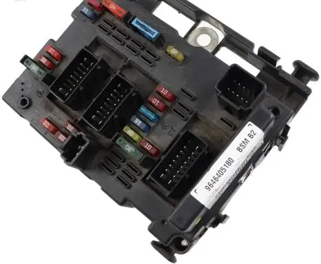 Citroen Berlingo Fuse module BSMB2 9646405180 24176359