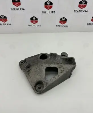 BMW 4 F36 Gran coupe Engine mounting bracket 6788615 21038310