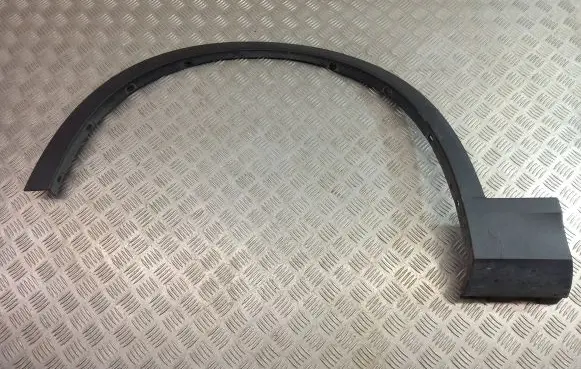 BMW X3 F25 Front arch trim 7210081