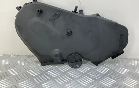 Audi A4 S4 B9 Timing belt guard (cover) 04L109107G
