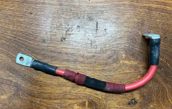 Opel Astra J Positive cable (battery) C10000006