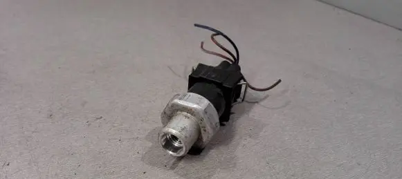 Air conditioning (A/C) pressure sensor