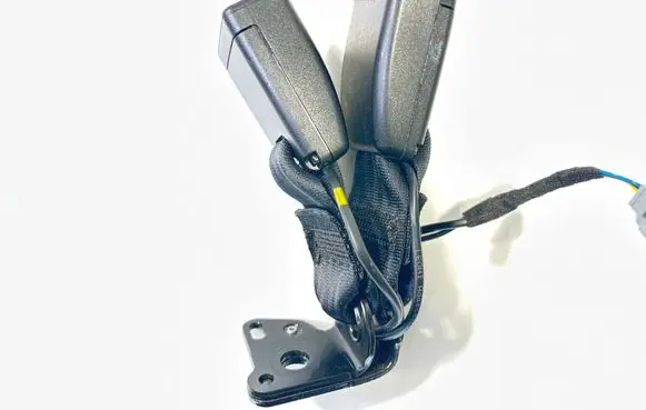 Renault Zoe Middle seatbelt buckle (rear) 878175126R R4042 6383345