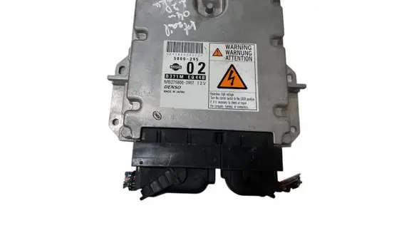 Nissan X-Trail T30 Engine control unit/module B371MEQ44B 5800295 MB2758002957