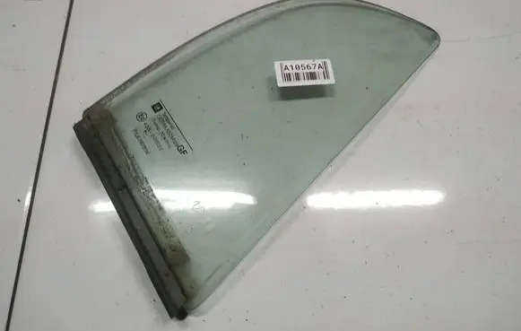 Opel Astra G Rear vent window glass as2