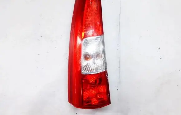 Volvo V70 Rear/tail lights 30643330