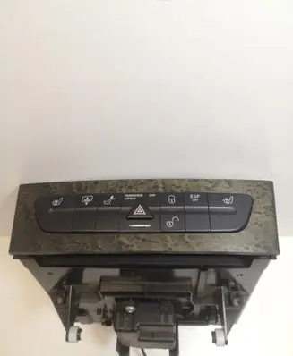 Mercedes-Benz E W211 Hazard light switch A2116800552