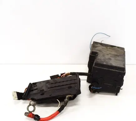 Ford Focus Fuse box set AV6T14A067BB