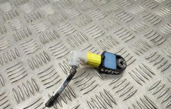 Toyota RAV 4 (XA40) Airbag deployment crash/impact sensor 8917312180