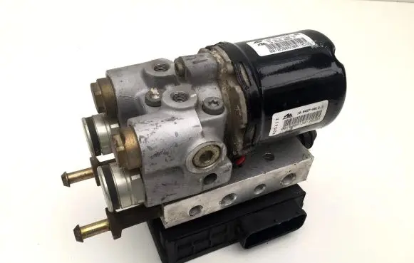 Seat Alhambra (Mk1) ABS Pump 7M0614111K 7M0907379