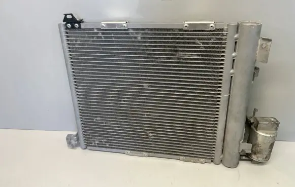 A/C cooling radiator (condenser)