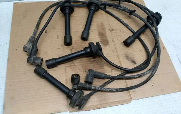 Mitsubishi Galant Plug wire 