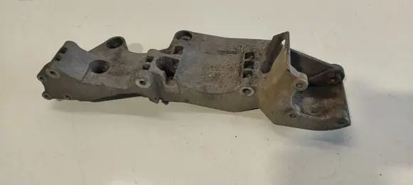 Volkswagen Golf IV Generator/alternator bracket R045903143C ALSI12