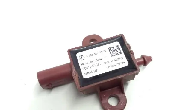 Mercedes-Benz GLC C253 Airbag deployment crash/impact sensor A2539052100 5WK44947 17082600184