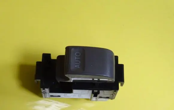 Lexus GS 300 350 430 450H Electric window control switch