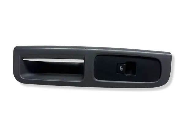 Volvo V50 Electric window control switch 8679474