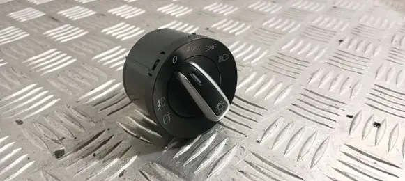 Volkswagen PASSAT B7 Light switch