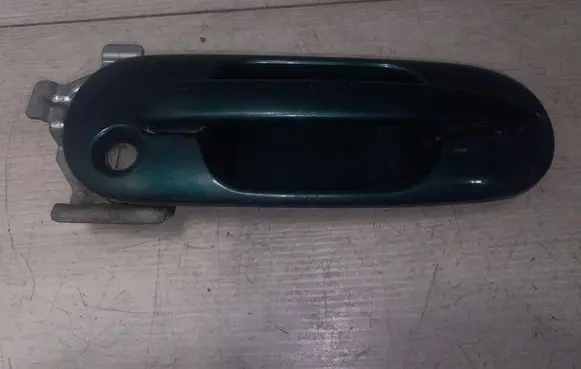 Honda CR-V Front door exterior handle