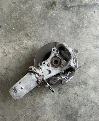 Cadillac CTS Front wheel hub spindle knuckle 15775068R