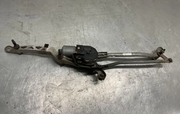 Mercedes-Benz C W204 Front wiper linkage and motor 1397220567 0813807193