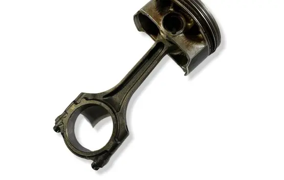 Ford F250 Piston with connecting rod LC3E6K101KA