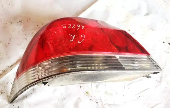 Mitsubishi Lancer Rear/tail lights p3101l