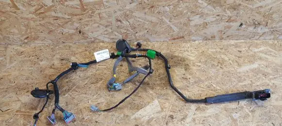 Volvo XC60 Front door wiring loom 31318680
