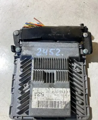 Audi A6 S6 C6 4F Engine control unit/module 4F0910552P 4F0407552D 1112605