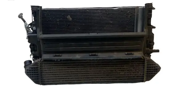 Volvo V40 Cross country Radiator set 31686812 31319168 31319604