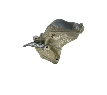 Mercedes-Benz Vito Viano W639 Engine mounting bracket A6512231504
