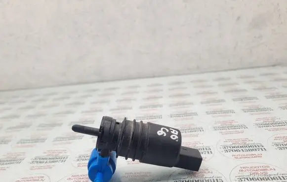 Audi A6 S6 C6 4F Windscreen/windshield washer pump