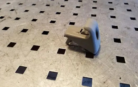 Sun visor clip/hook/bracket