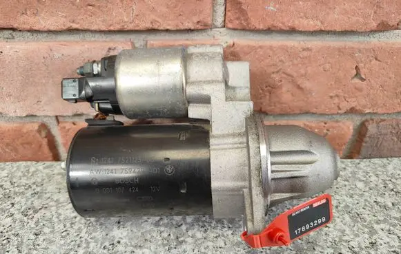 BMW 3 E90 E91 Starter motor 7521123