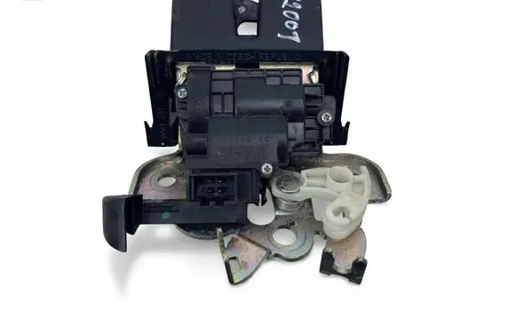 Audi Q5 SQ5 Tailgate/trunk/boot lock/catch/latch 8R0827505