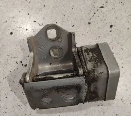 Renault Scenic II - Grand scenic II Rear door lower hinge