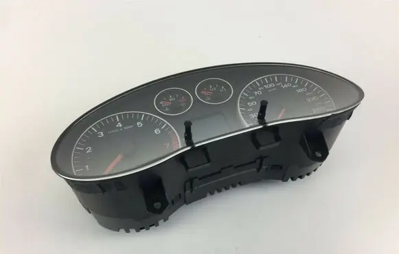Audi A3 S3 8P Speedometer (instrument cluster) 8P0920931JX A617
