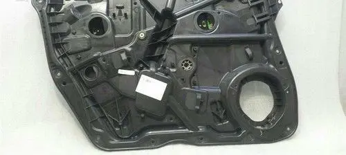 Mercedes-Benz GL X166 Front door electric window regulator A1667201102