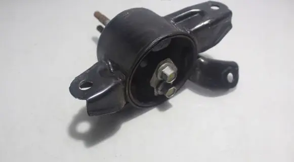 KIA Ceed Gearbox mounting bracket