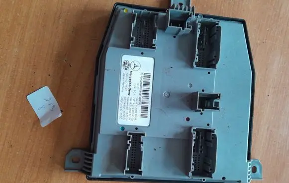 Mercedes-Benz E W213 Comfort/convenience module 5DK01077627 A2139002908
