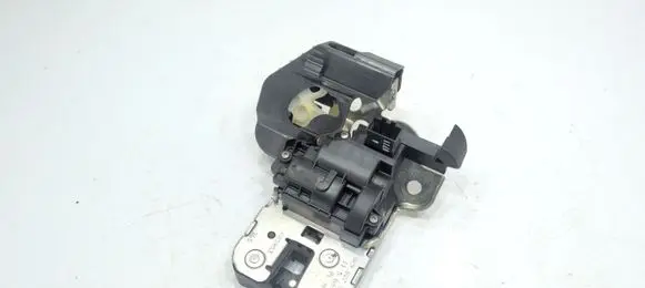 Audi A1 Tailgate/trunk/boot lock/catch/latch 8K9827505A