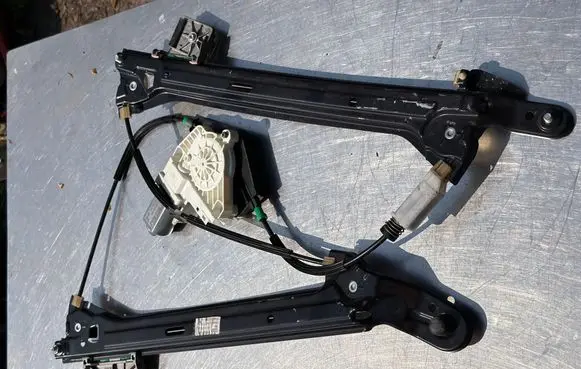 Audi A5 8T 8F Front window lifting mechanism without motor 8T8837461 8T0959801B 1101965576250