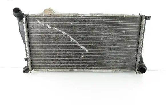 BMW 5 E39 Coolant radiator 77879089 77814720