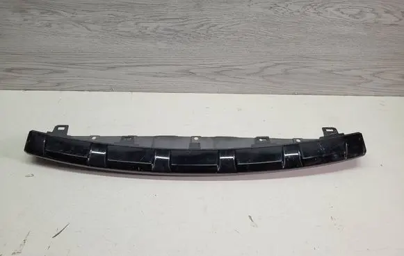 Maserati Levante Front bumper lip 670042317