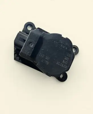 Ford Mondeo Mk III Air flap motor/actuator 1S7H19E616AA