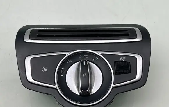 Mercedes-Benz GLC X253 C253 Light switch A2059051810 10132806 9107