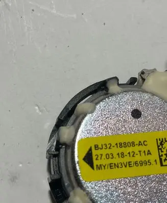 Land Rover Range Rover Sport L494 Front door high frequency speaker BJ3218808AC 27031812T1A