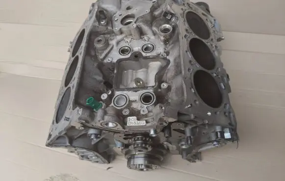 Audi Q5 SQ5 Engine block 06m103023cs