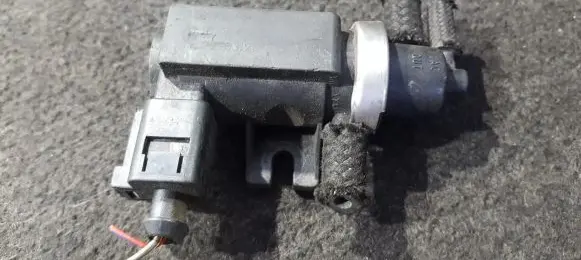 Ford Galaxy Turbo solenoid valve 1J0906627 NENUTATYTA